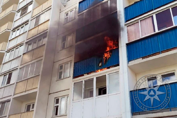 Пепел и окурки – основные виновники пожаров на балконах!