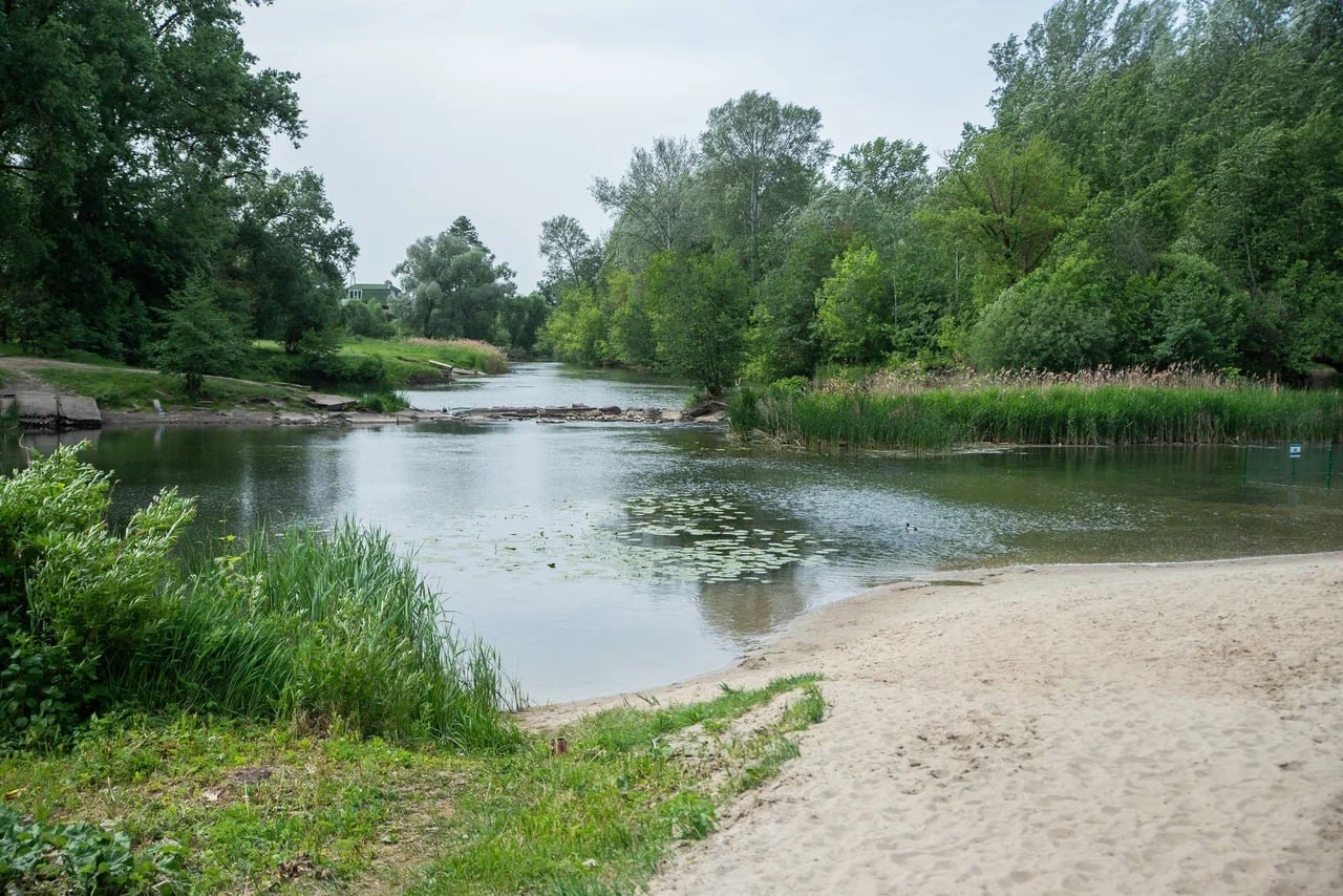 Теплая погода еще не значит, что можно купаться в реке